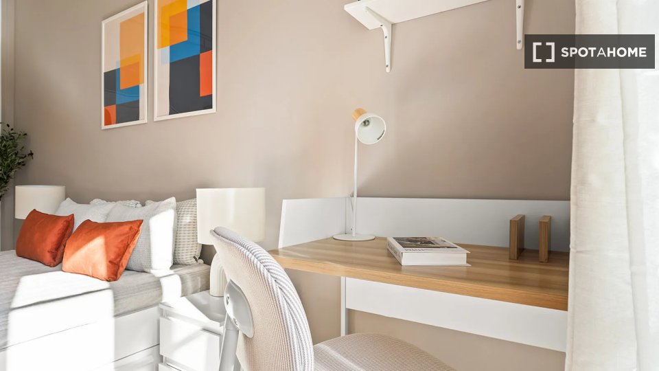 Double room Lisbon, 10 beds — photo 13