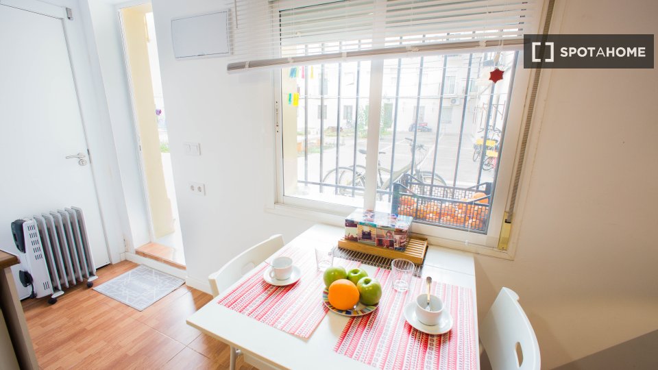 Apartment Valencia, 1 bed, 35m² — photo 6