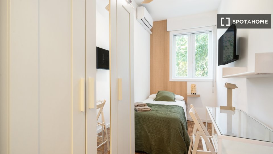 Apartment Madrid, 3 beds, 70m² — photo 17