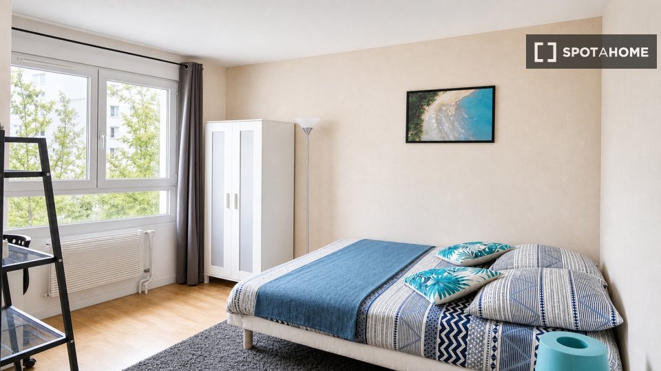 Chambre double Paris, 4 chambres — photo 20