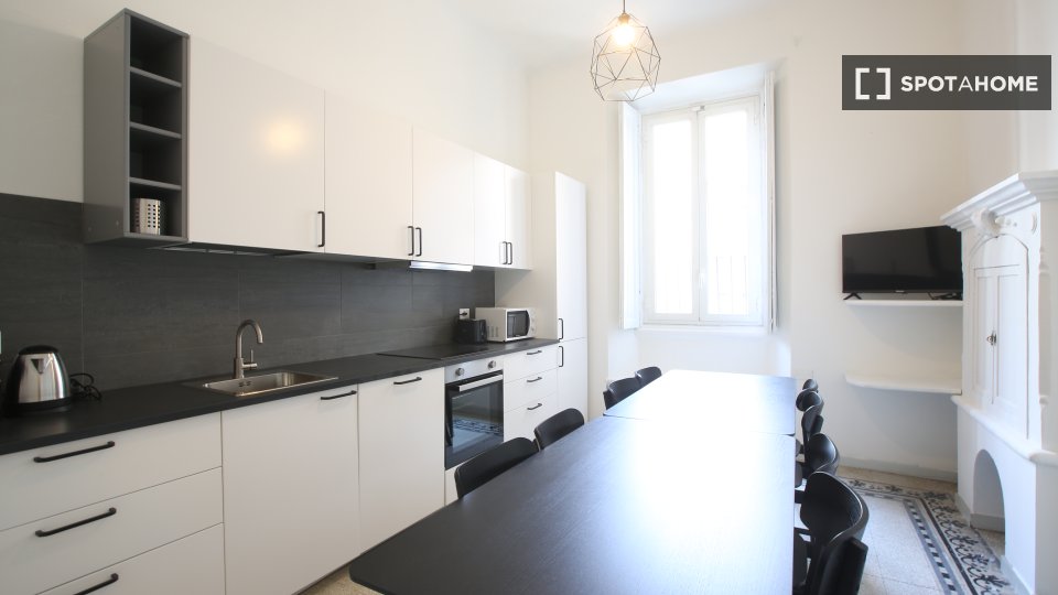 Double room Milan, 8 beds, 190m² — photo 16