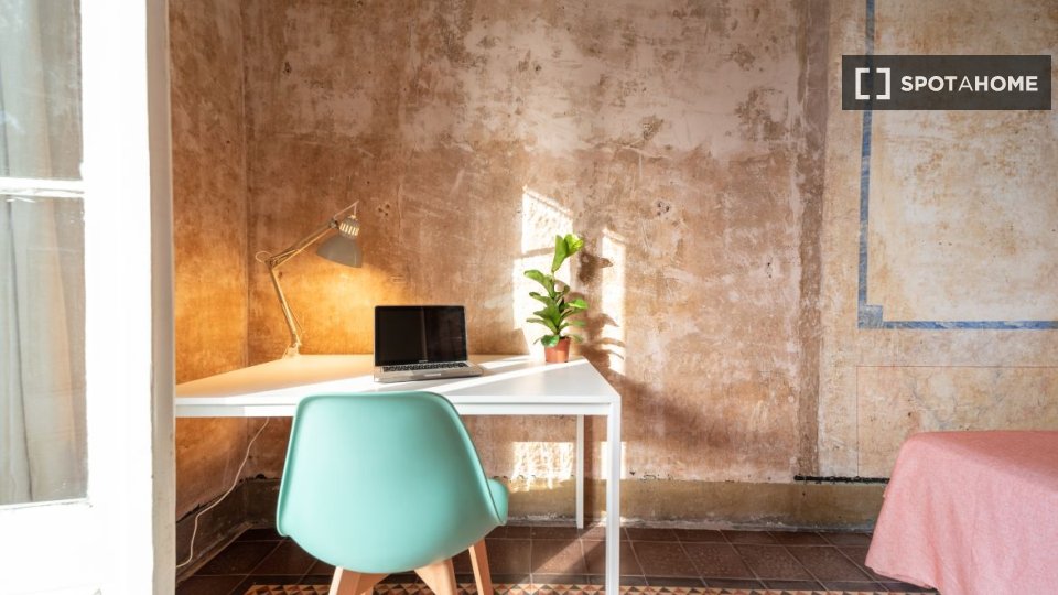 Double room Barcelona, 8 beds, 210m² — photo 13