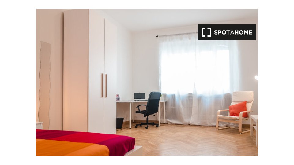 Double room Turin, 4 beds — photo 17