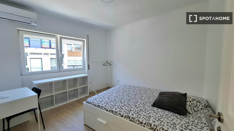 Double room Porto, 4 beds — photo 5