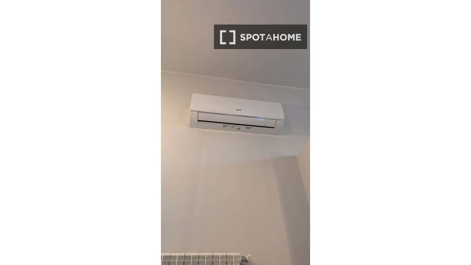 Apartment Milan, 1 bed, 55m² — photo 15
