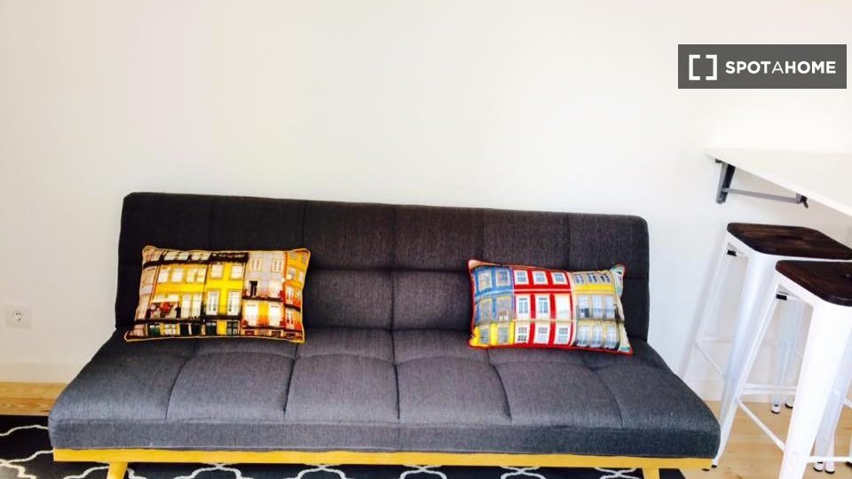 Apartment Lisbon, 2 beds — photo 18