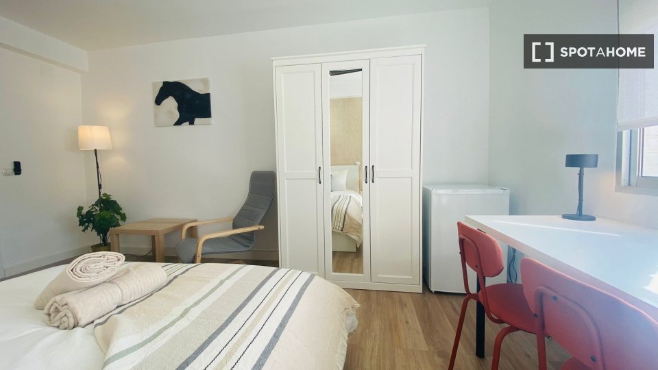 Camera doppia Madrid, 4 camere — foto 15