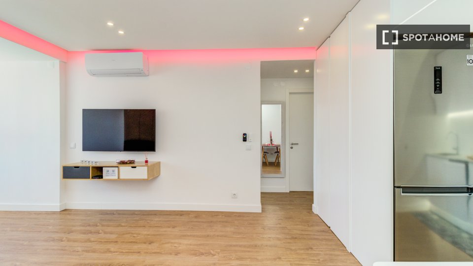 Apartment Lisbon, 1 bed, 60m² — photo 6