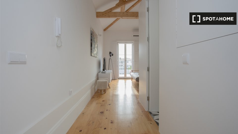 Apartment Porto, 1 bed, 65m² — photo 4