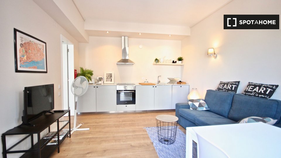 Apartment Lisbon, 1 bed — photo 5