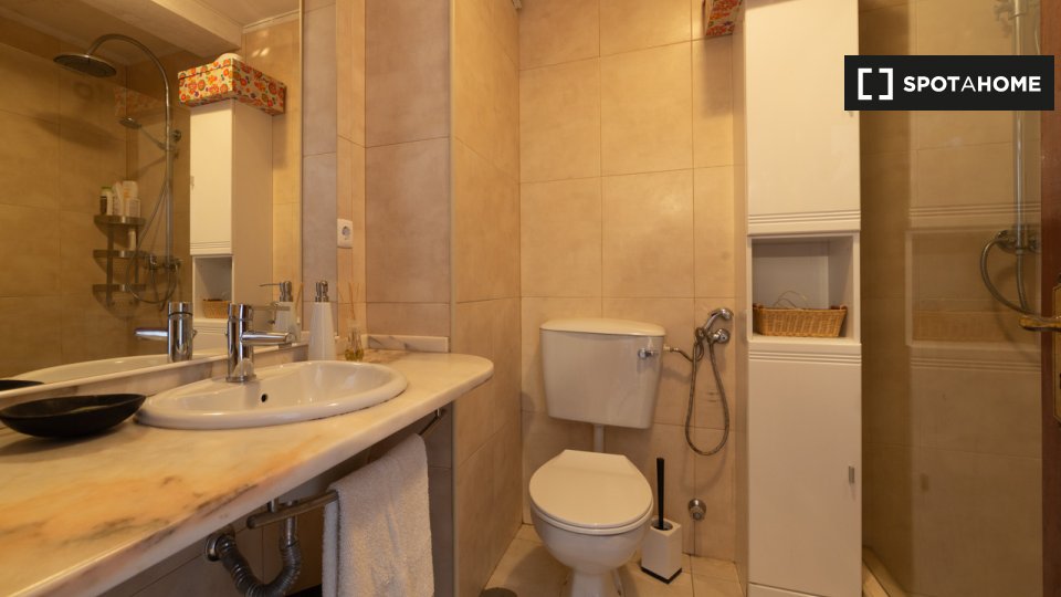 Apartment Porto, 3 beds, 100m² — photo 11