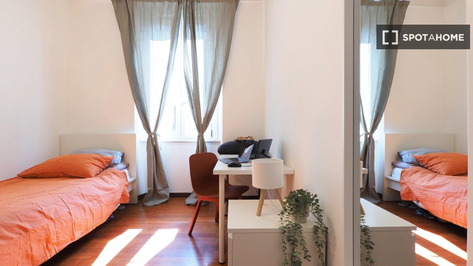 Double room Milan, 6 beds — photo 11