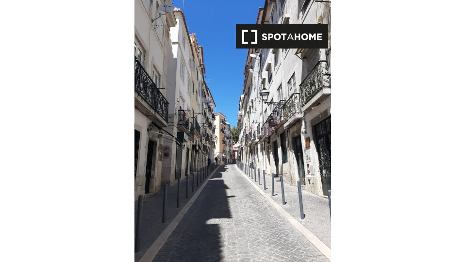 Apartment Lisbon, 1 bed — photo 3