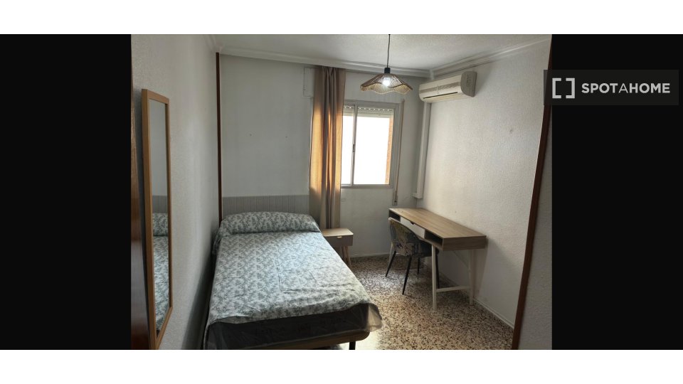 Double room Cartagena, 5 beds, 100m² — photo 3