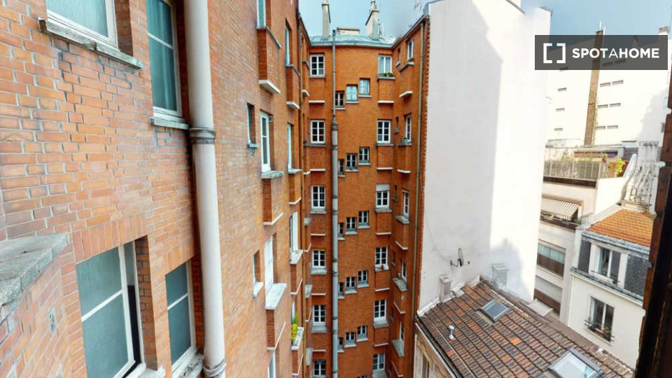 Double room Paris, 5 beds, 110m² — photo 14
