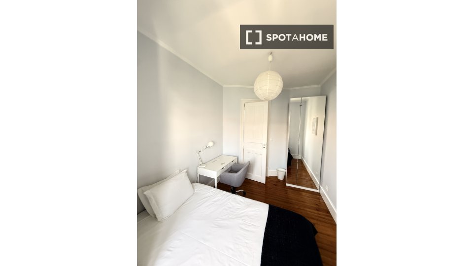 Double room Lisbon, 8 beds — photo 2