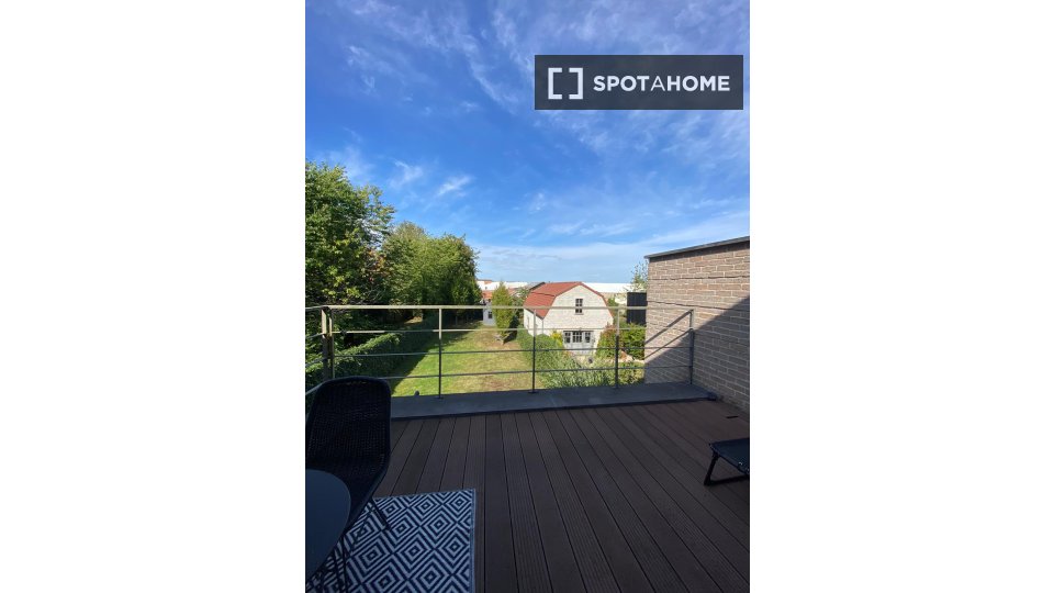 Double room Brussels, 5 beds, 225m² — photo 4