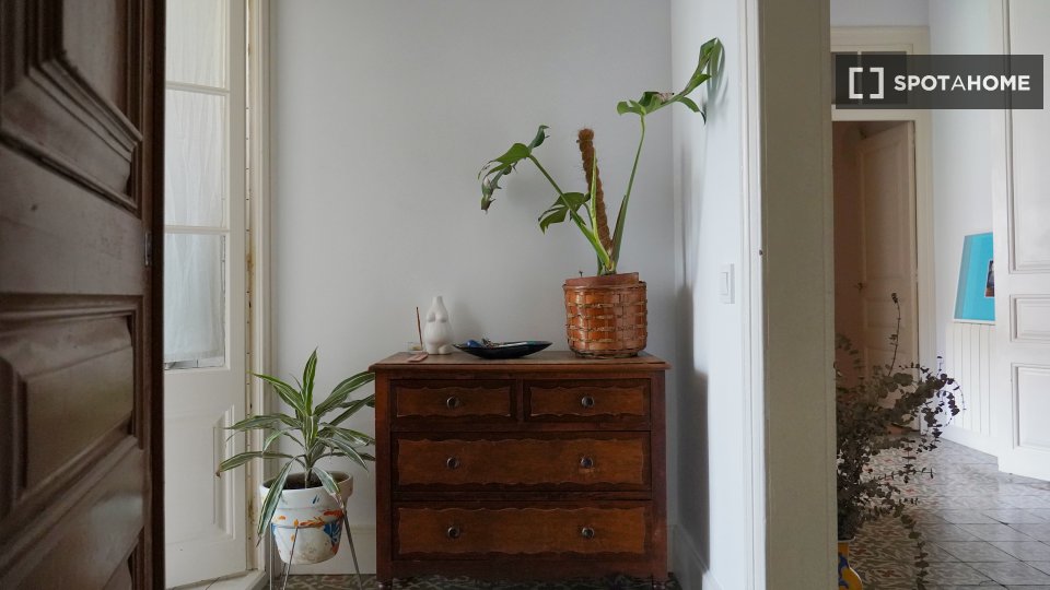 Apartment Barcelona, 1 bed, 102m² — photo 5