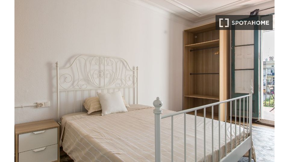 Double room Barcelona, 7 beds, 200m² — photo 18