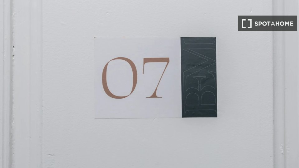 Double room Lisbon, 8 beds — photo 2