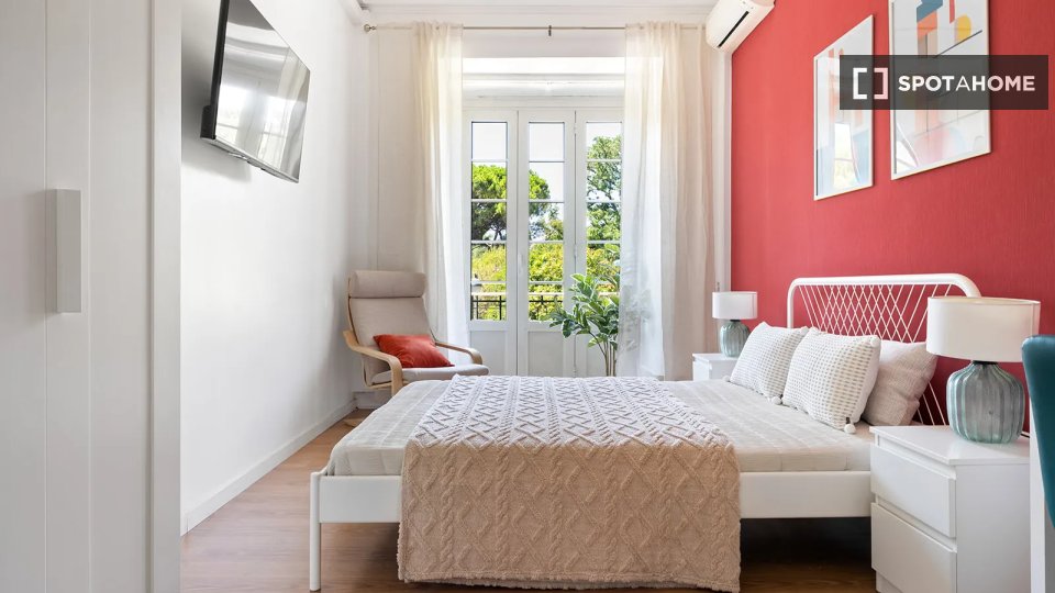 Double room Lisbon, 11 beds — photo 1