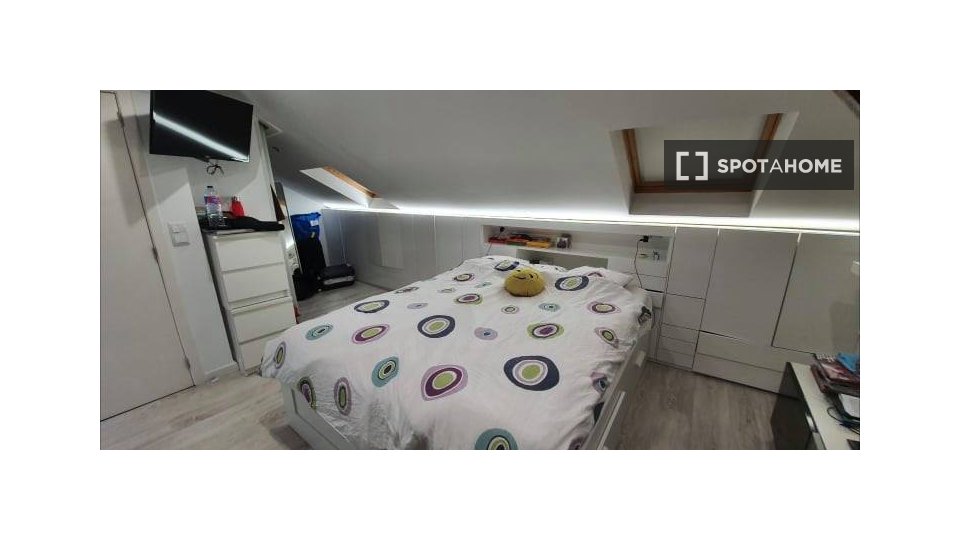 Apartment mono Lisbon, 70m² — photo 8