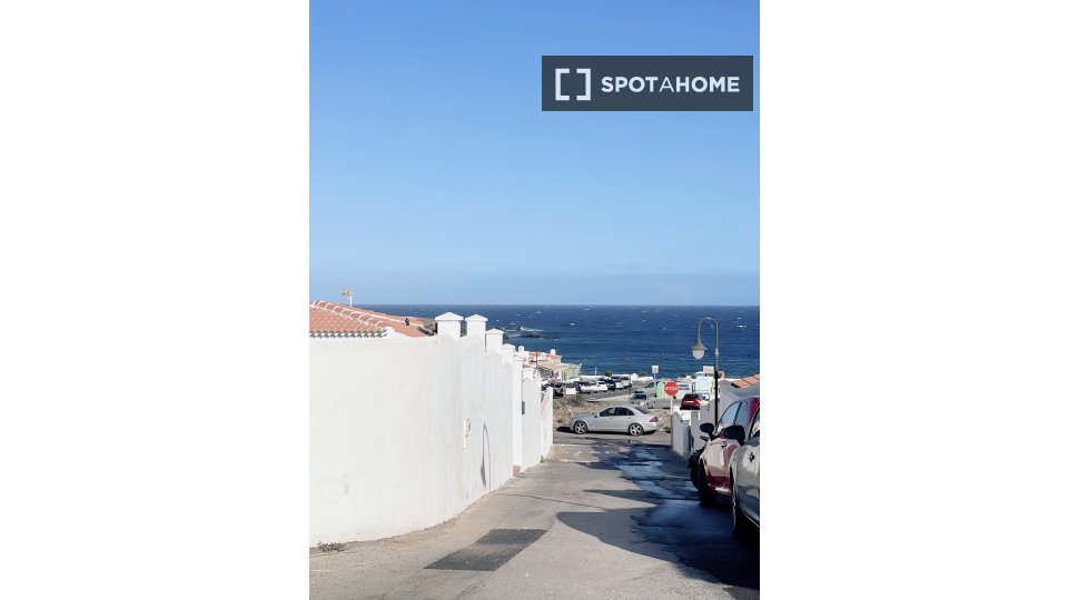 Apartment Santa_Cruz_De_Tenerife, 4 beds, 120m² — photo 19