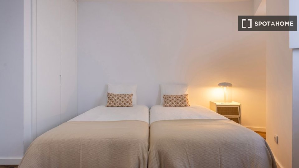 Apartment Lisbon, 2 beds — photo 6