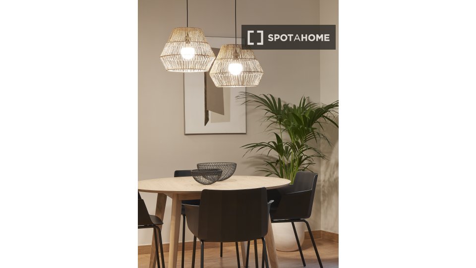 Apartment Barcelona, 2 beds, 75m² — photo 5