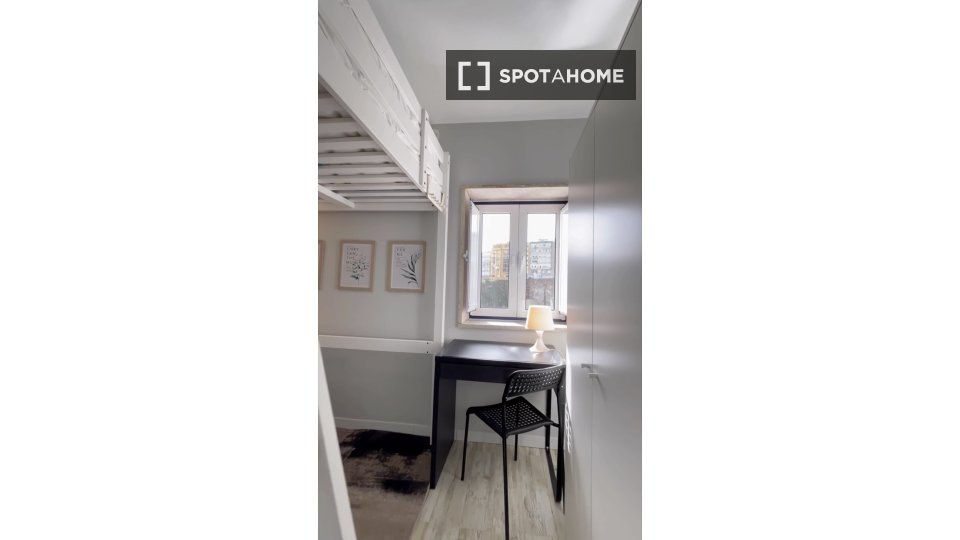 Apartment mono Lisbon — photo 8