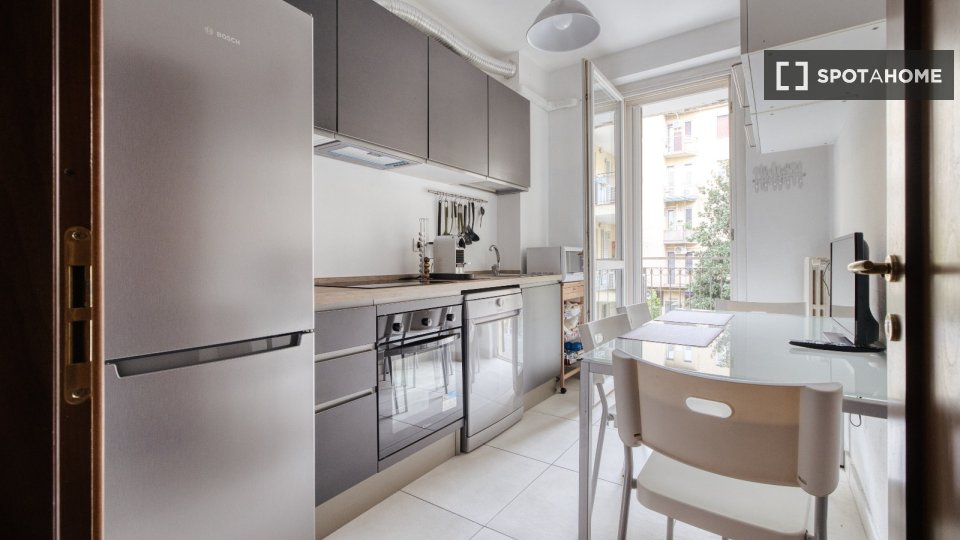 Apartment Milan, 2 beds, 92m² — photo 3