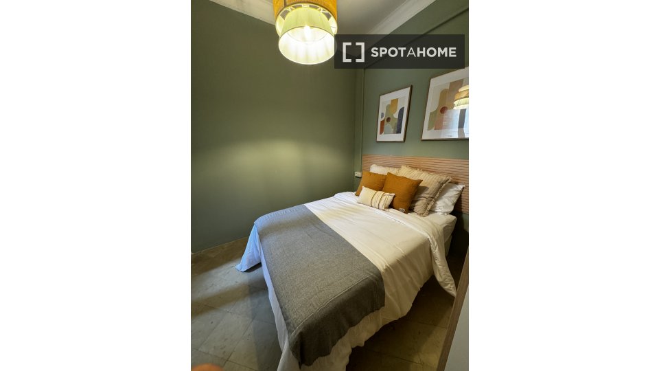 Double room Barcelona, 10 beds, 220m² — photo 7
