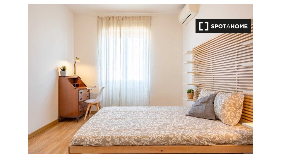 Double room Milan, 2 beds, 60m² — photo 4