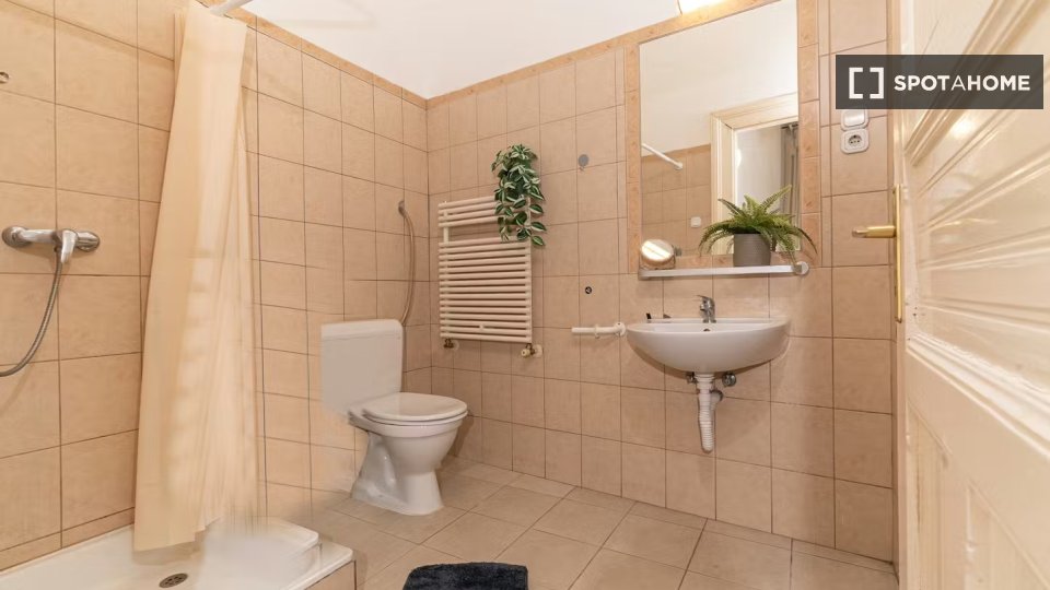 Double room Budapest, 4 beds — photo 8