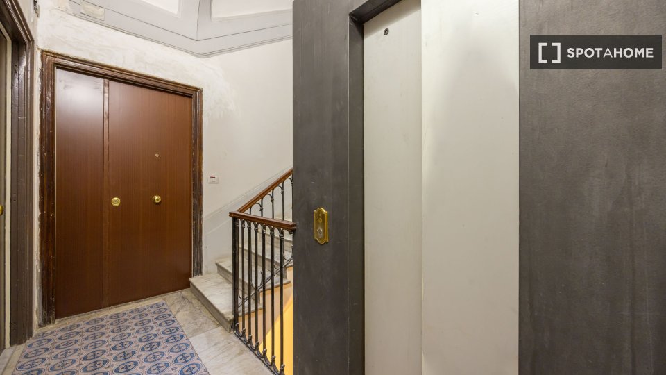 Apartment Naples, 2 beds, 57m² — photo 8