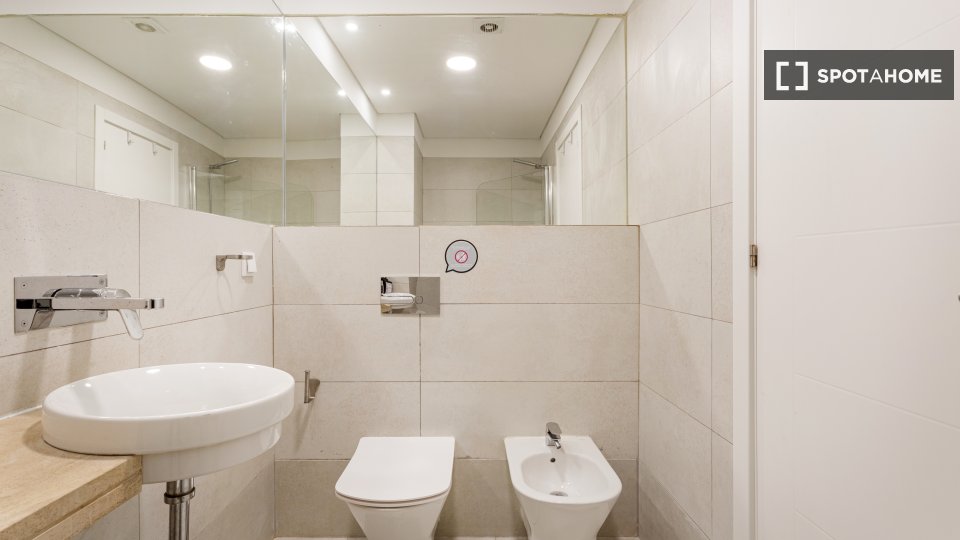 Apartment Lisbon, 3 beds — photo 5