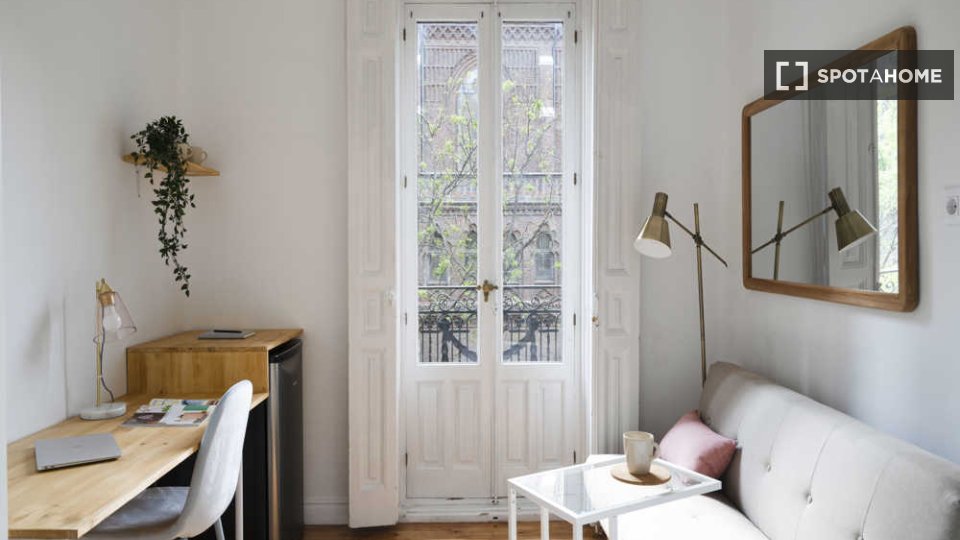 Double room Madrid, 8 beds — photo 23