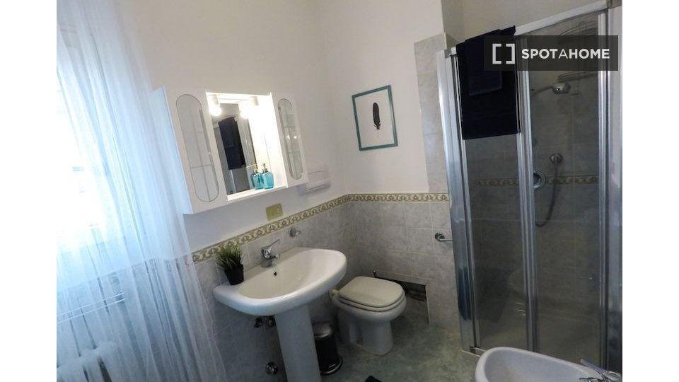 Double room Brescia, 5 beds — photo 16