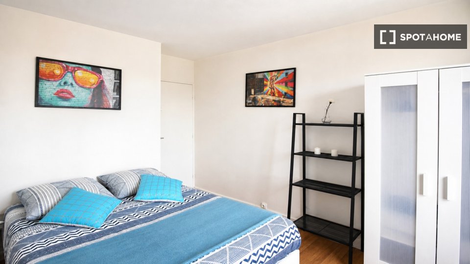 Chambre double Paris, 4 chambres — photo 20