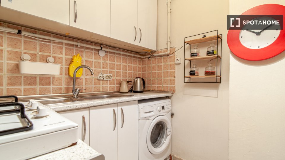 Apartment Istanbul, 1 bed — photo 8