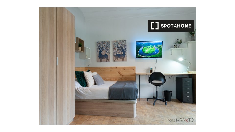 Double room Madrid, 6 beds, 207m² — photo 16