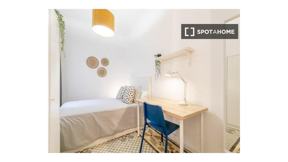 Double room Barcelona, 8 beds — photo 1
