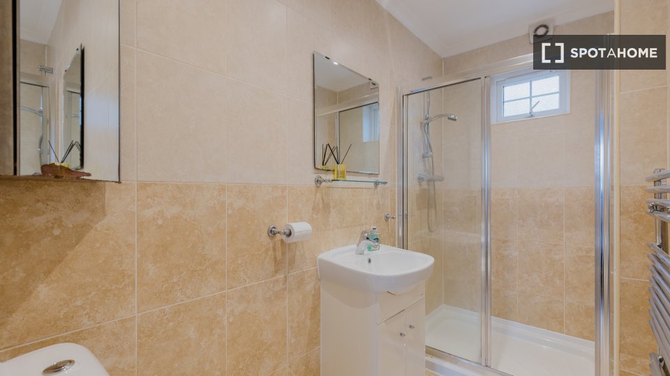 Apartment London, 1 bed — photo 13