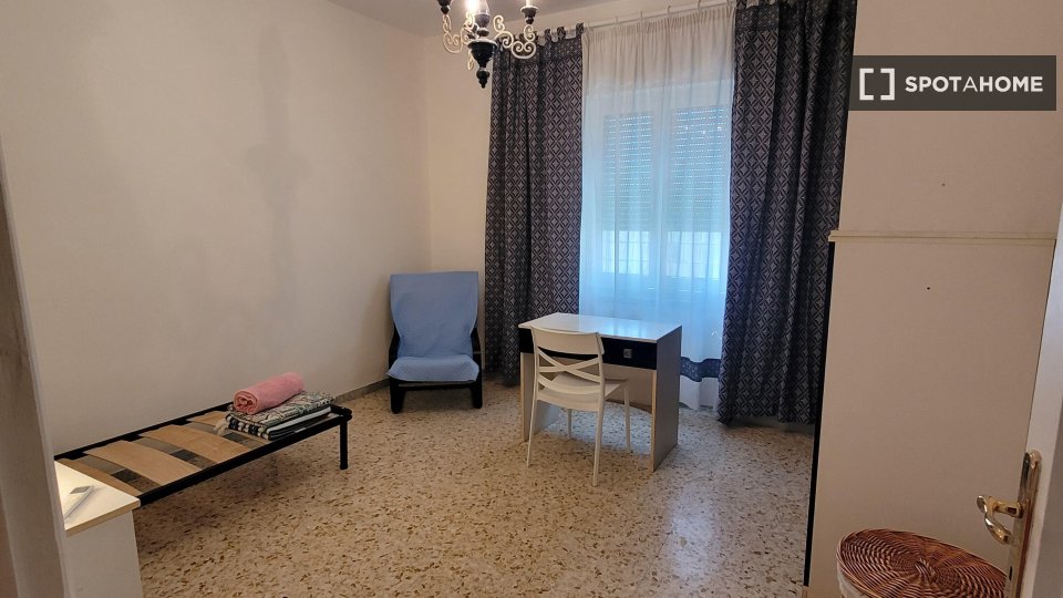 Stanza in affitto in appartamento condiviso a Montespaccato, Roma - a Roma