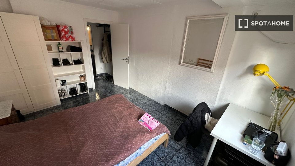 Double room Valencia, 4 beds, 90m² — photo 21
