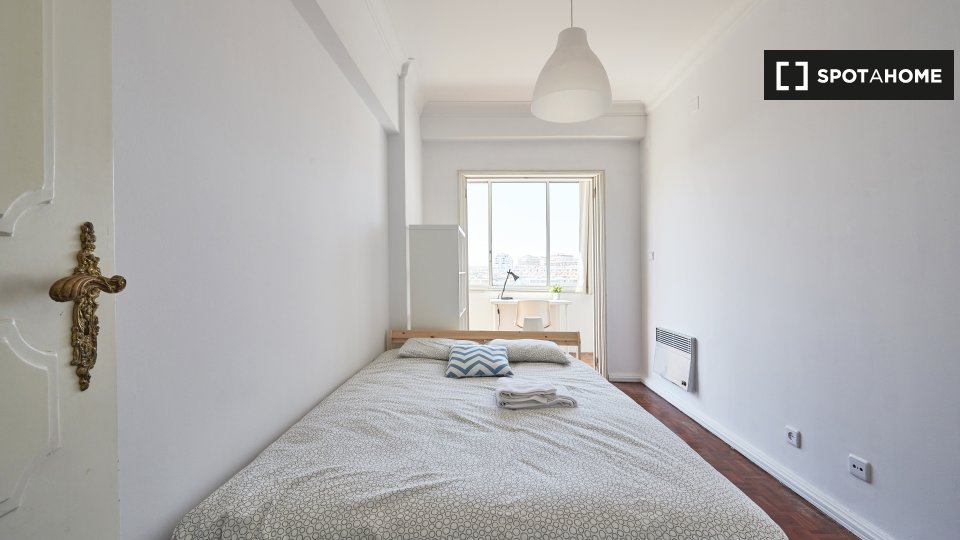 Double room Lisbon, 8 beds — photo 3