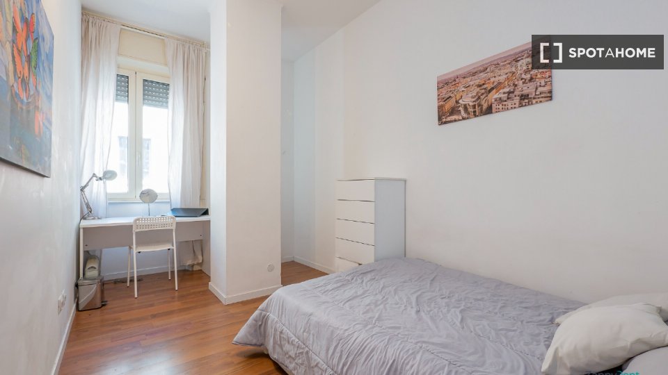 Double room Milan, 12 beds — photo 11