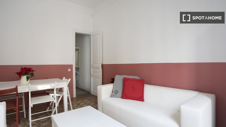 Double room Barcelona, 5 beds, 100m² — photo 13