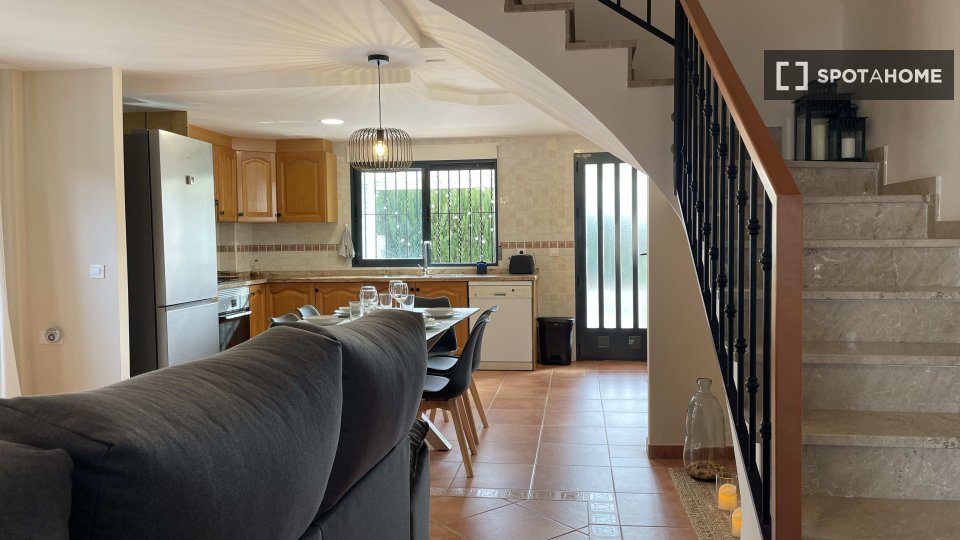 Apartment Valencia, 2 beds, 280m² — photo 5