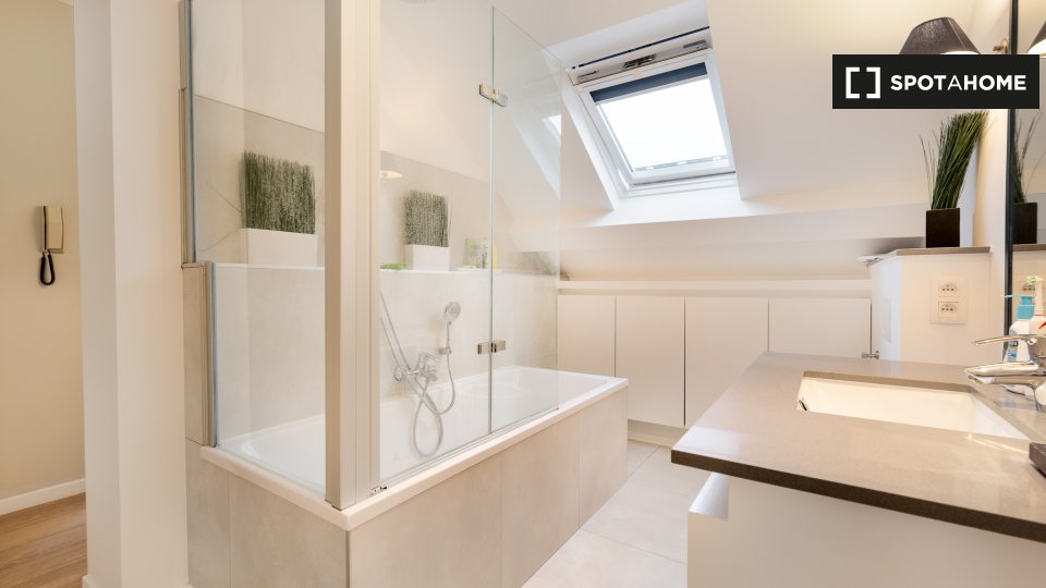 Apartment Brussels, 2 beds — photo 14